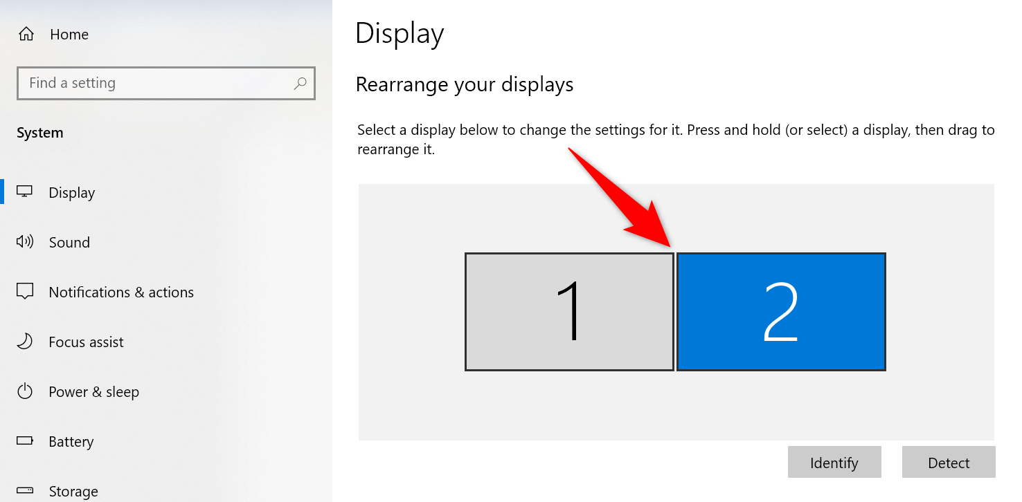Connected monitors displayed in Windows 10 Settings.