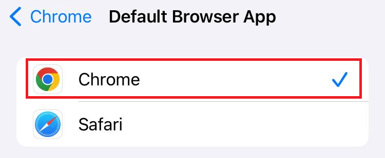 "Chrome" selected as "Default Browser App" on iPhone.